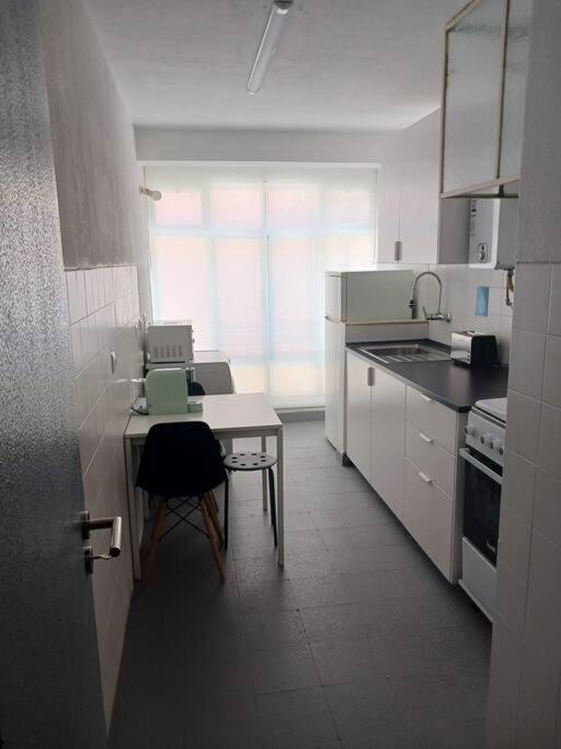 Simpatico Apartamento No Centro Lisbona Esterno foto